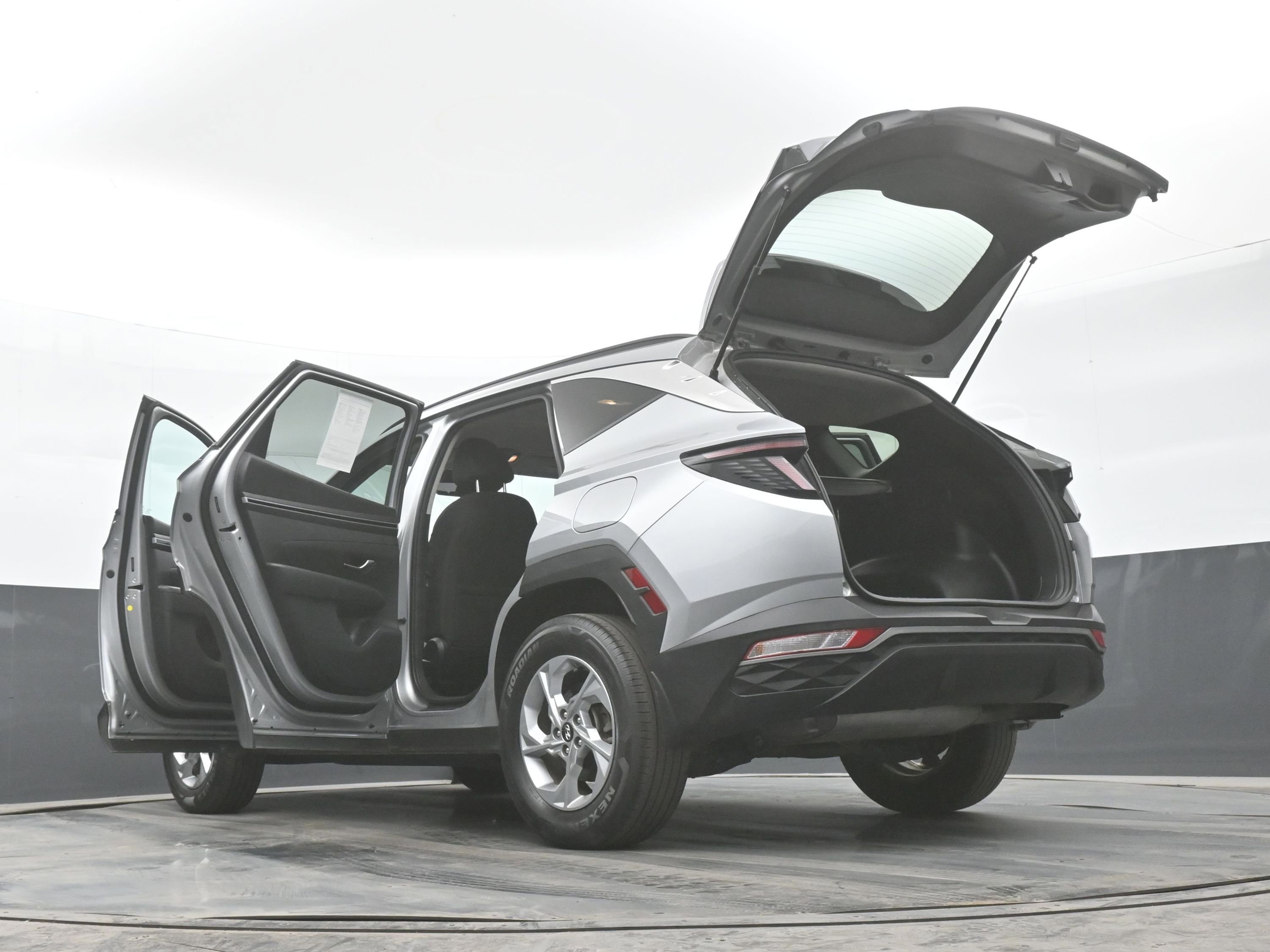 Used 2022 Hyundai Tucson SEL AWD/4WD image 46