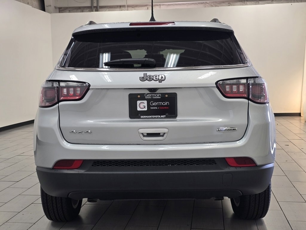 Used 2024 Jeep Compass Latitude image 15