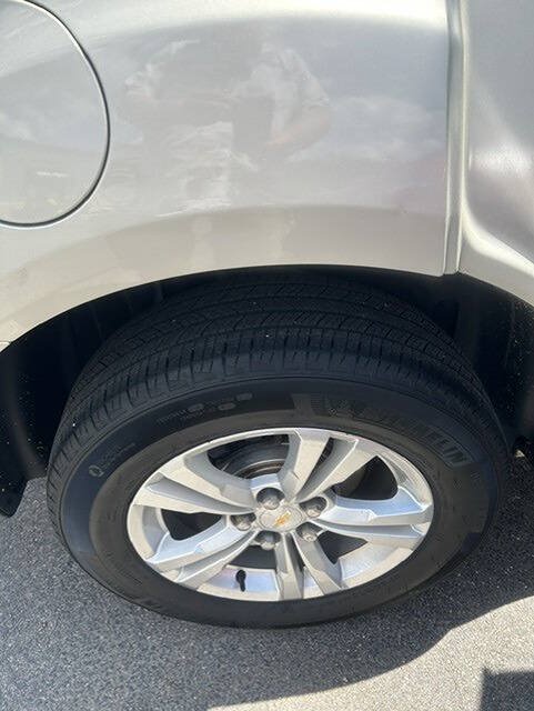 Used 2013 Chevrolet Equinox LS FWD image 12