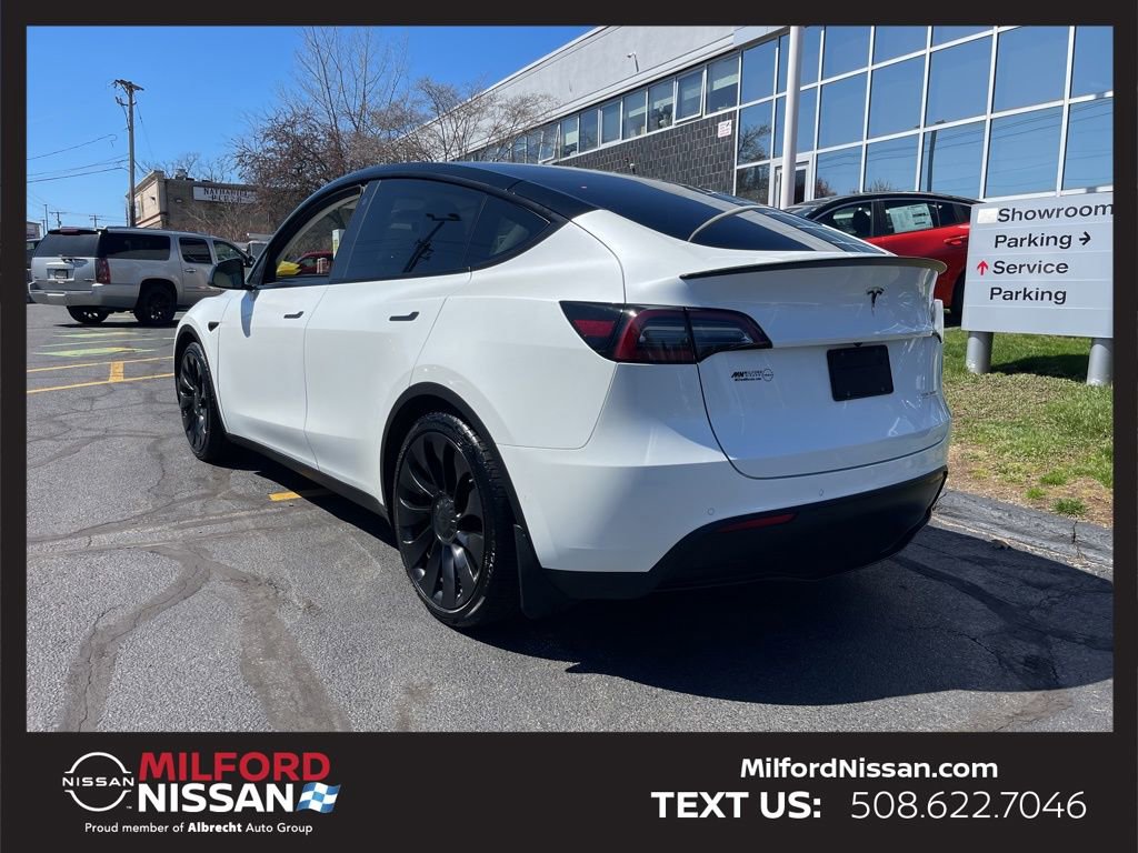 Used 2022 Tesla Model Y Performance image 3