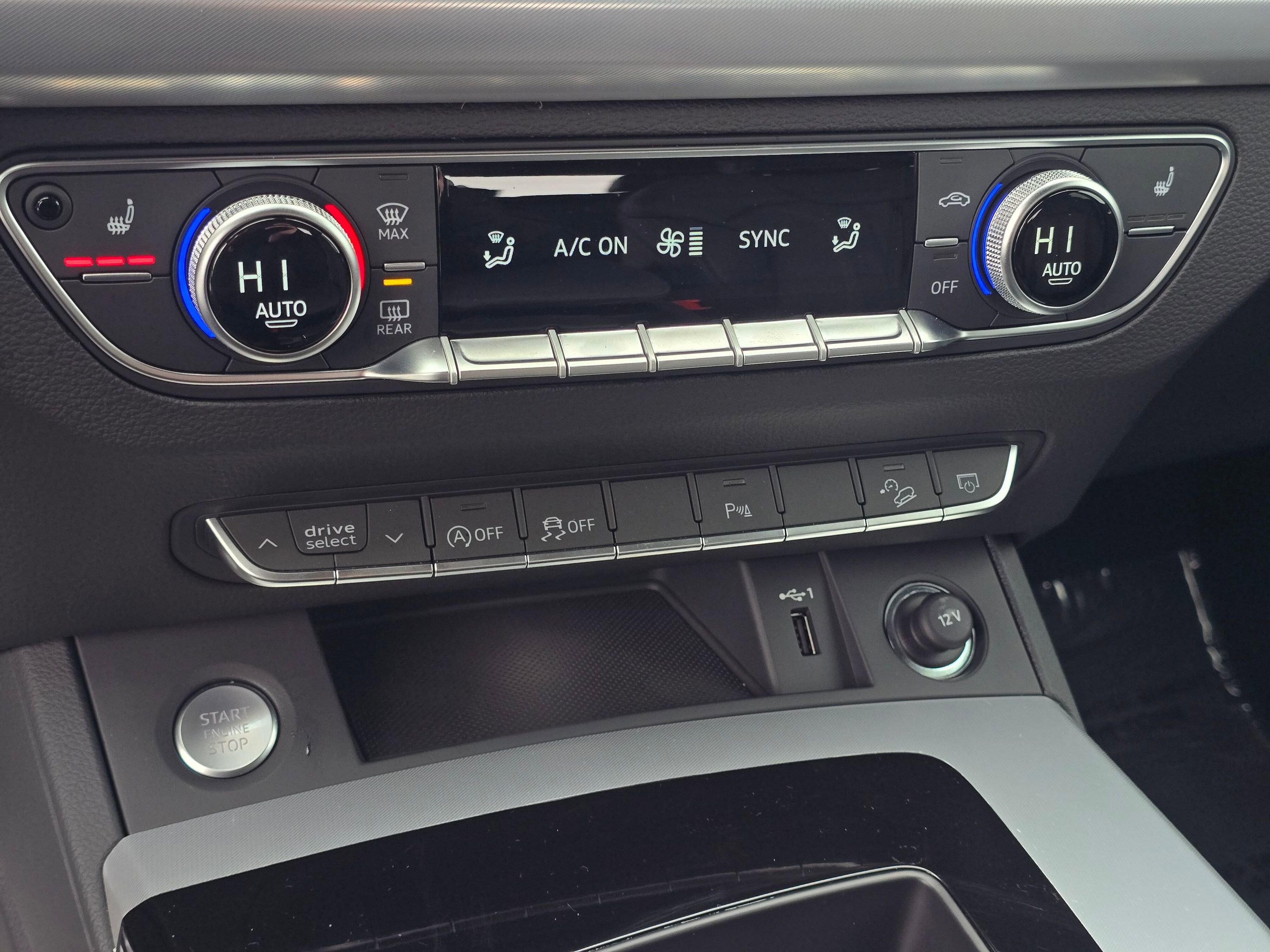 Certified 2025 Audi Q5 2.0T Premium w/ Convenience Plus Package image 16