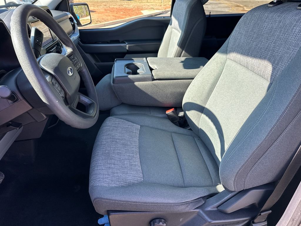 Used 2023 Ford F150 XLT w/ XTR Package image 9