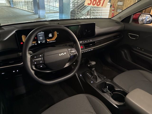 Certified 2025 Kia K4 LXS image 7