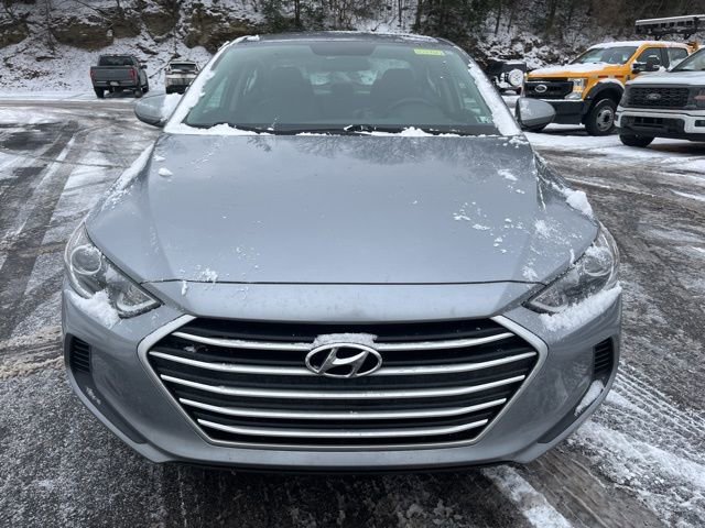 Used 2017 Hyundai Elantra SE image 11