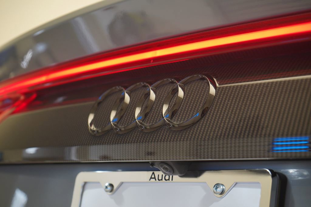 Used 2024 Audi RS Q8 image 15