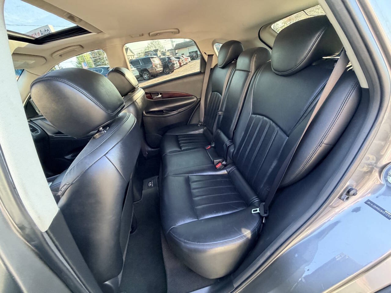 Used 2012 INFINITI EX35 Journey w/ Premium Pkg AWD/4WD image 28