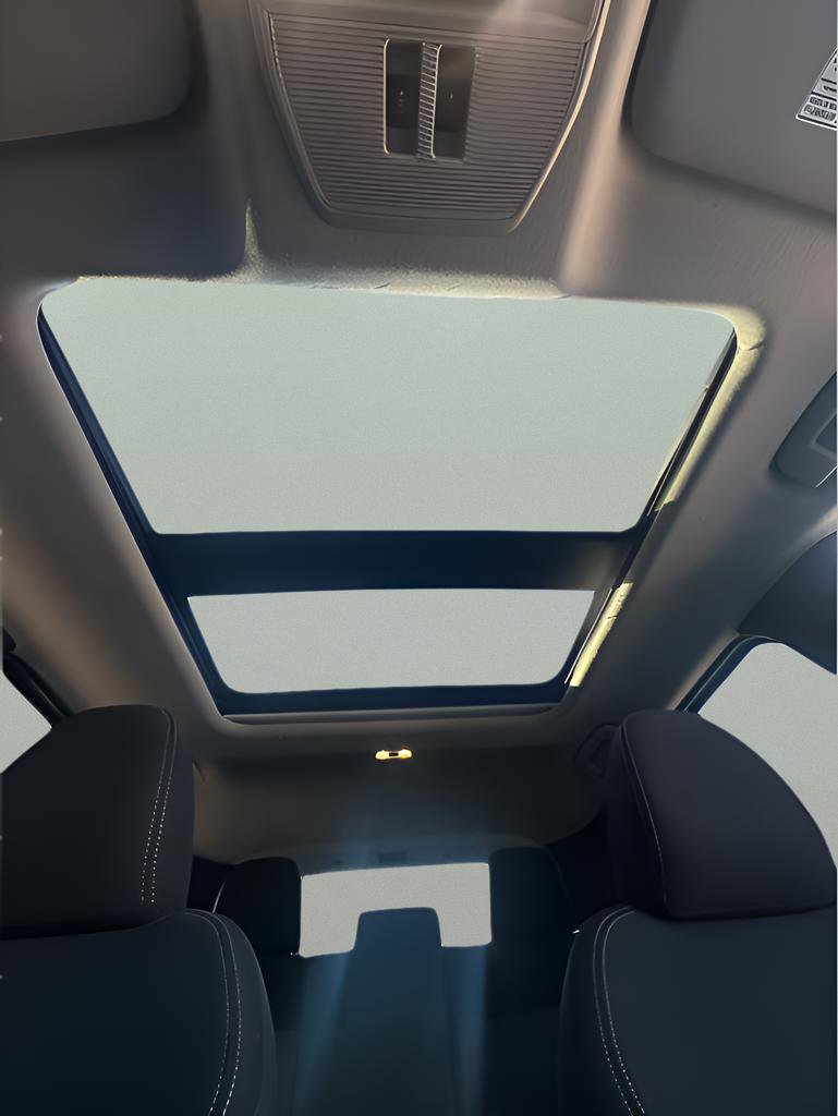 Used 2026 Nissan Kicks SV w/ SV Premium Package AWD/4WD image 33