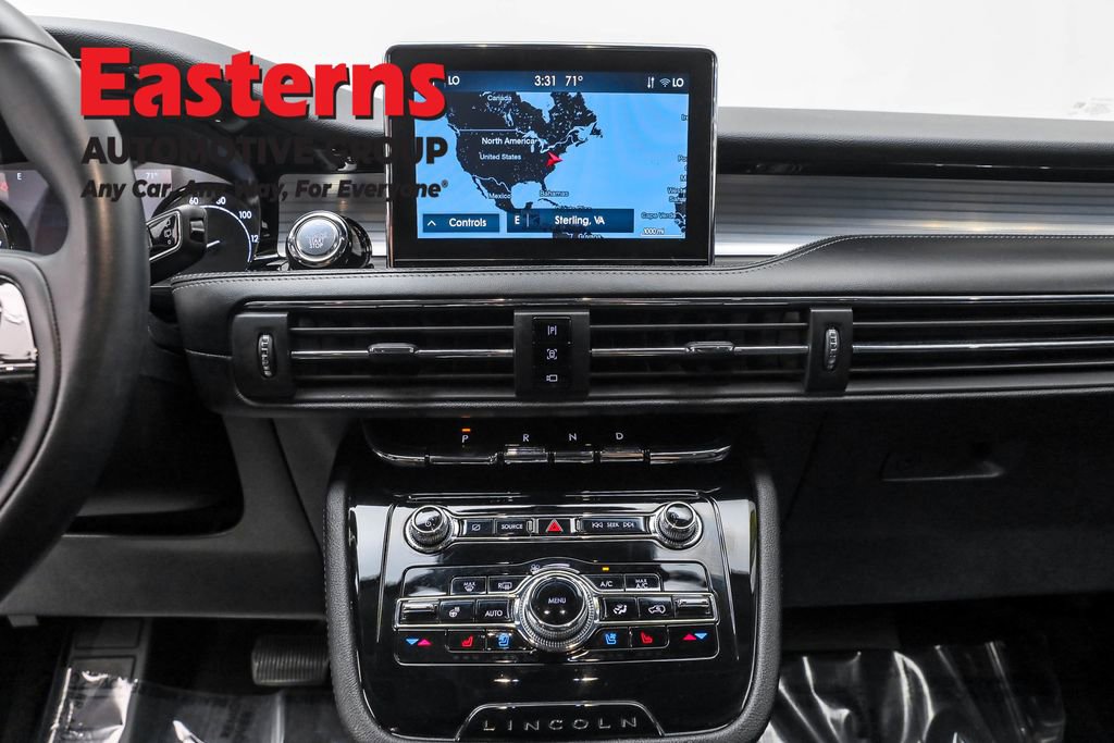 Used 2022 Lincoln Corsair AWD w/ Equipment Group 101A image 12