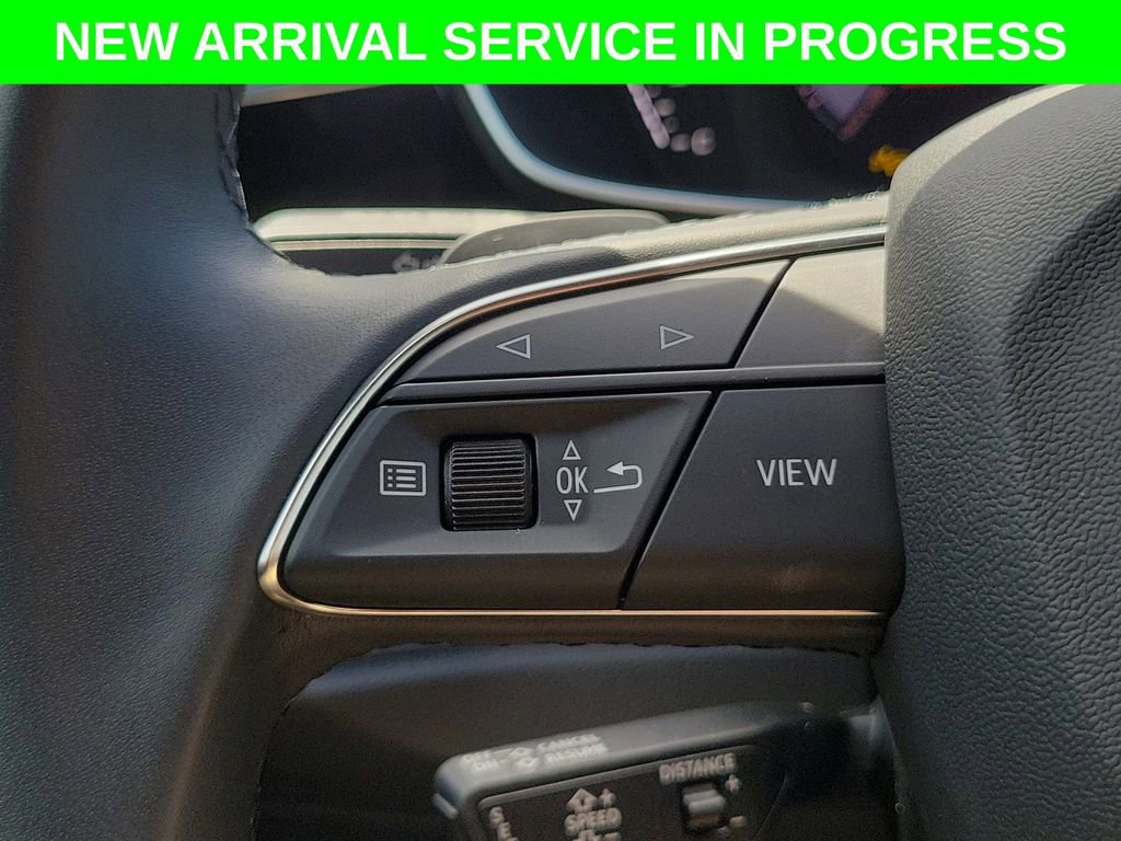 Certified 2025 Audi Q3 2.0T Premium w/ Convenience Package AWD/4WD image 9