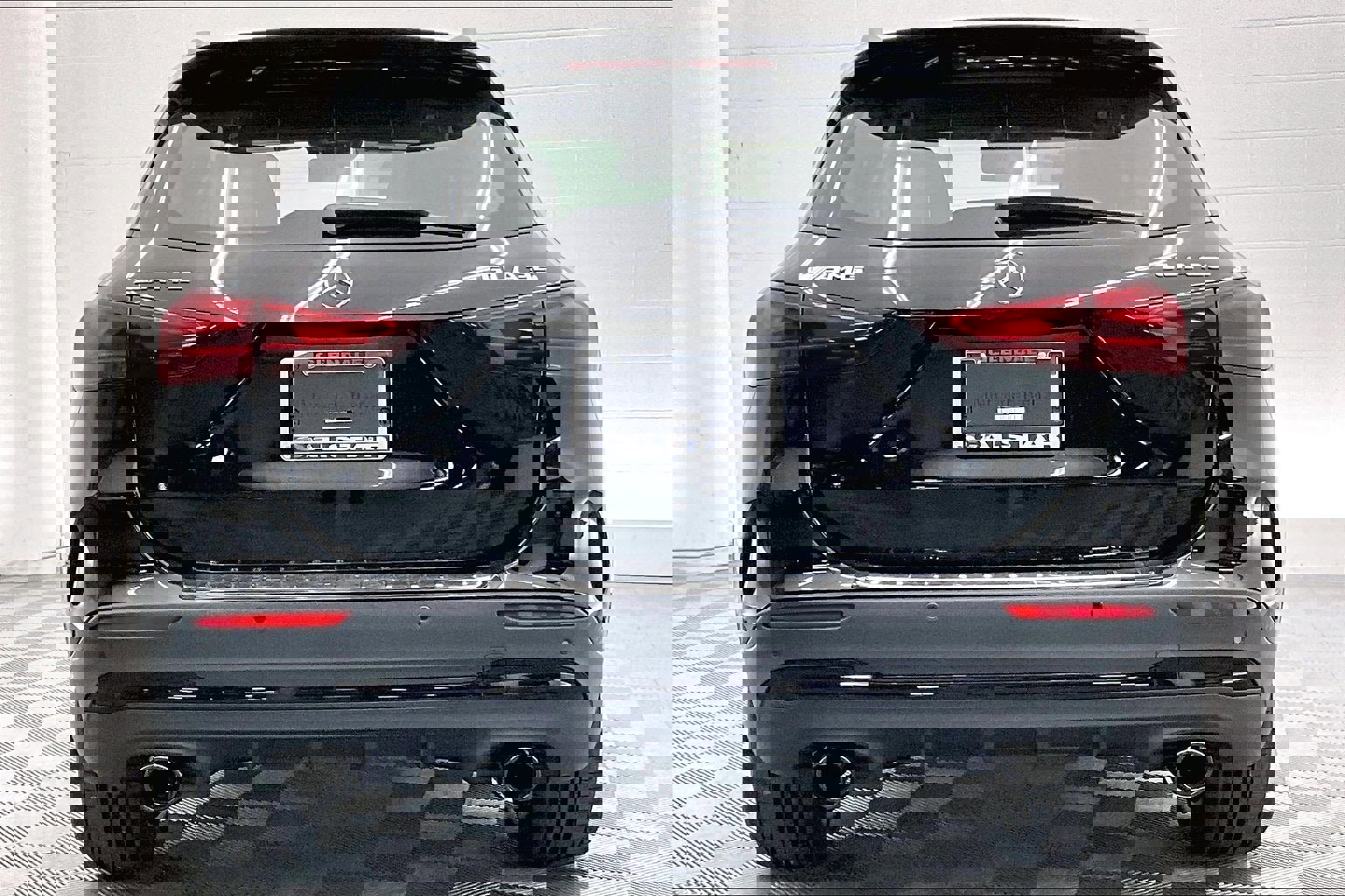 New 2026 Mercedes-Benz GLA 35 AMG 4MATIC image 3