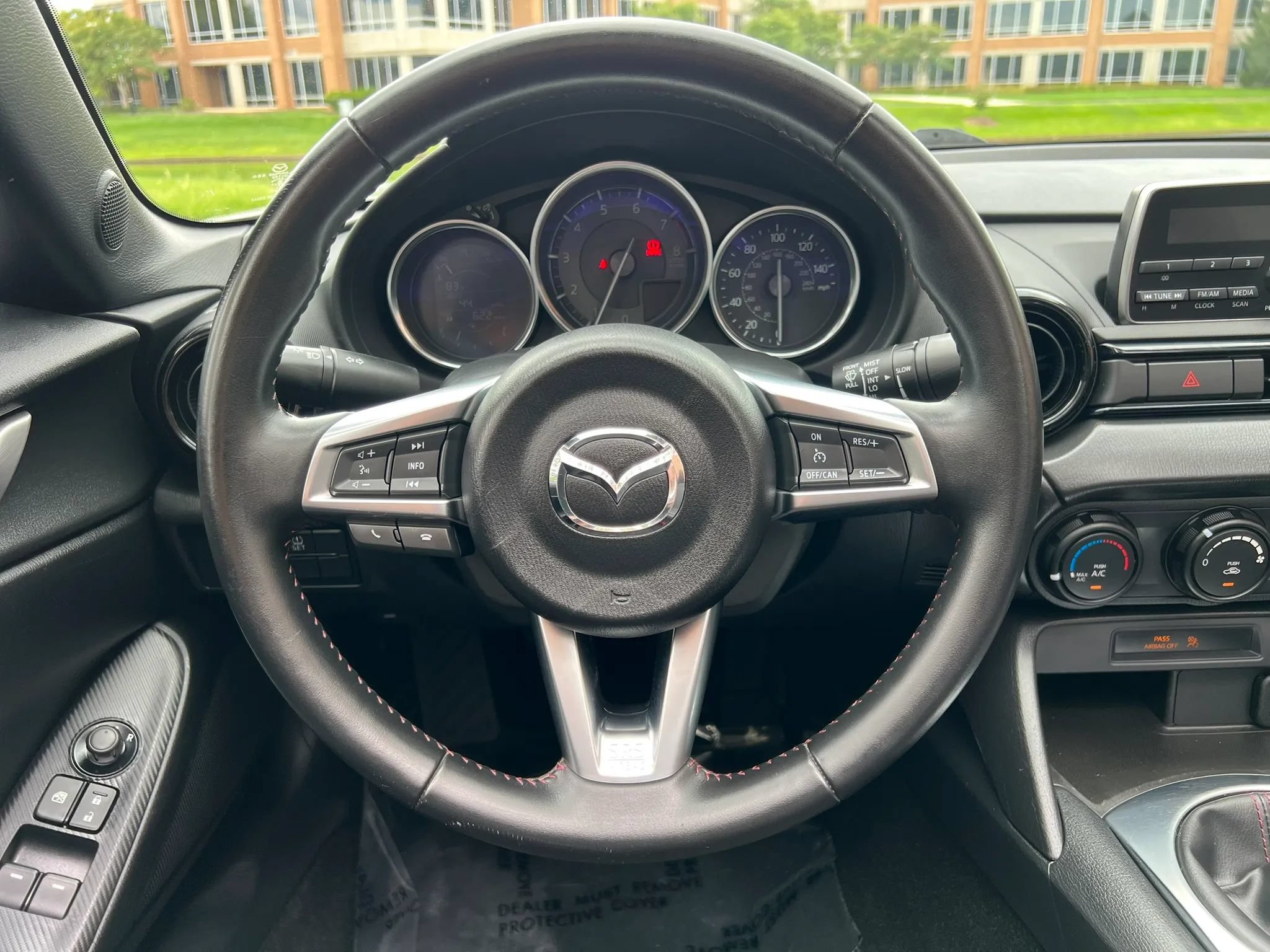 Used 2016 MAZDA MX-5 Miata Sport RWD image 21