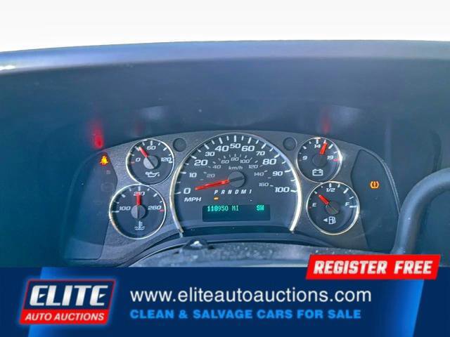Used 2021 Chevrolet Express 2500 w/ Driver Convenience Package image 16