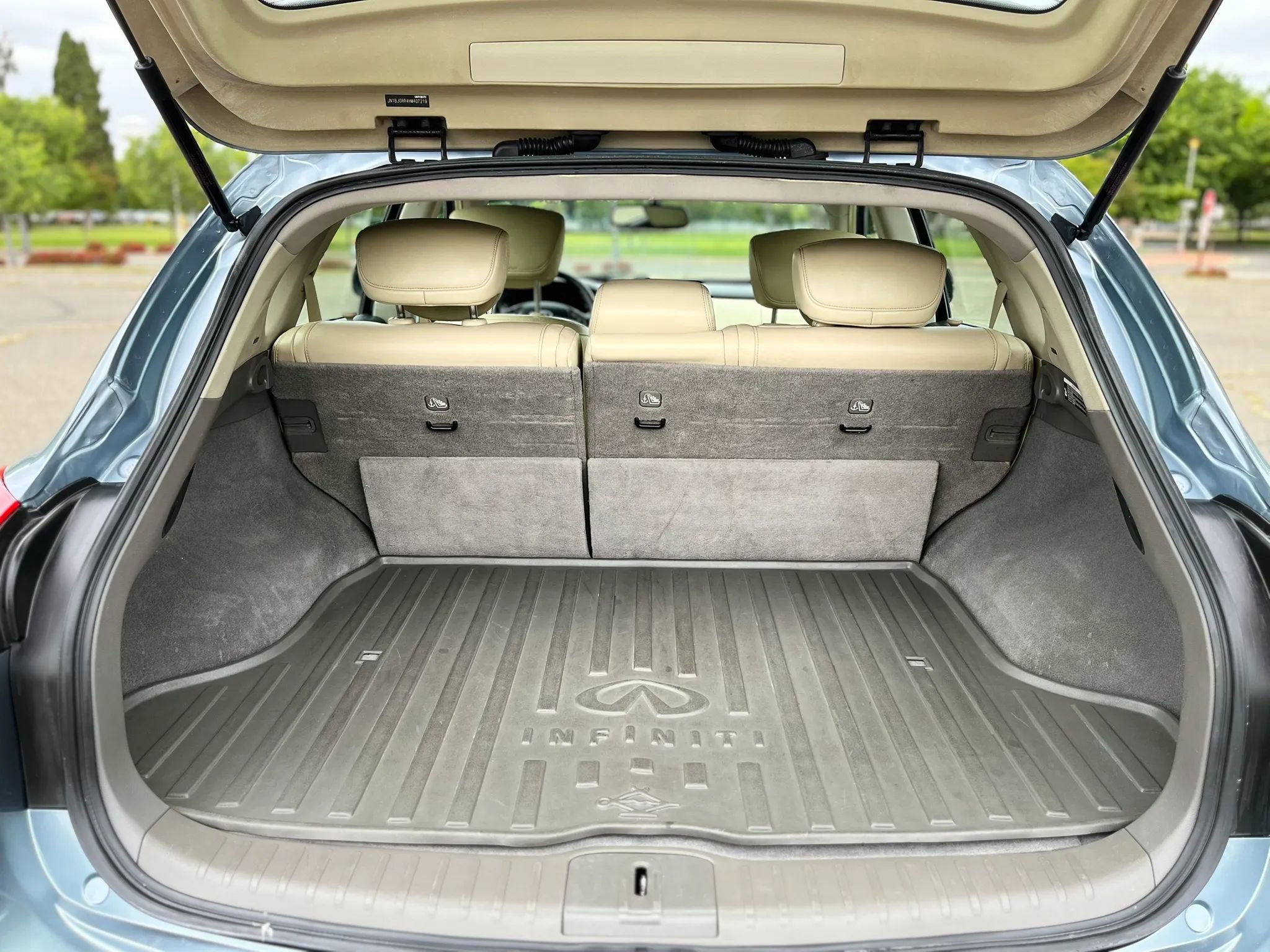 Used 2016 INFINITI QX50 2WD w/ Premium Plus Package image 20