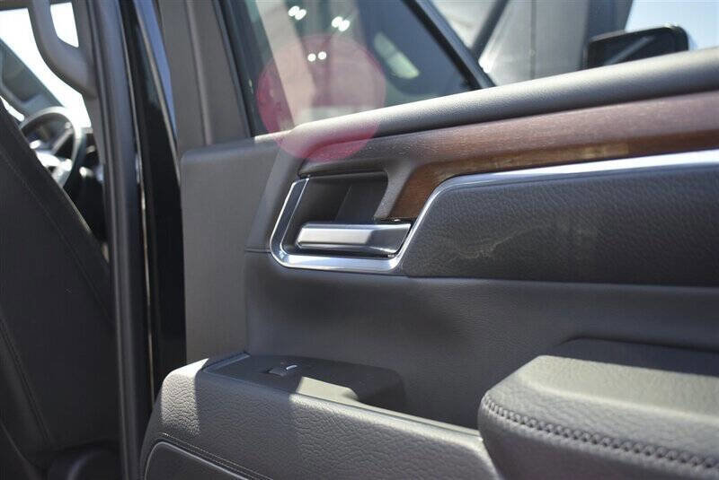 Used 2024 GMC Sierra 3500 Denali w/ Denali Reserve Package image 26