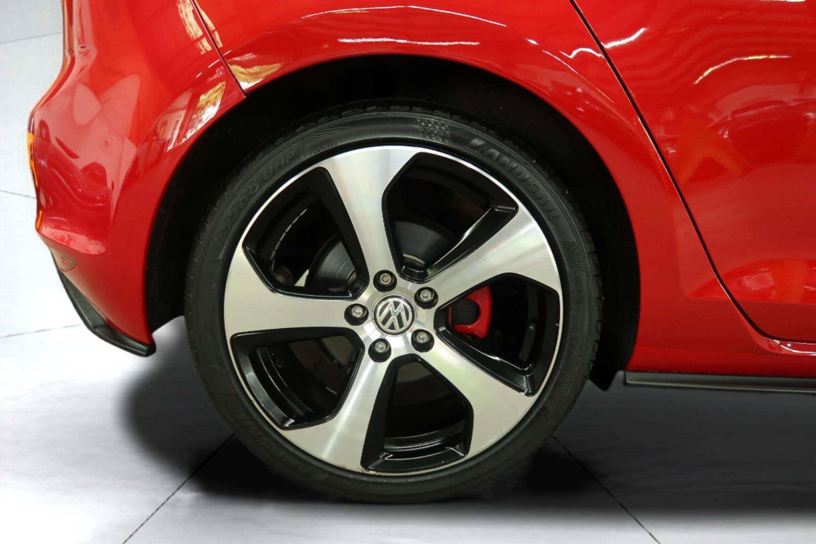 Used 2017 Volkswagen GTI 4-Door FWD image 44