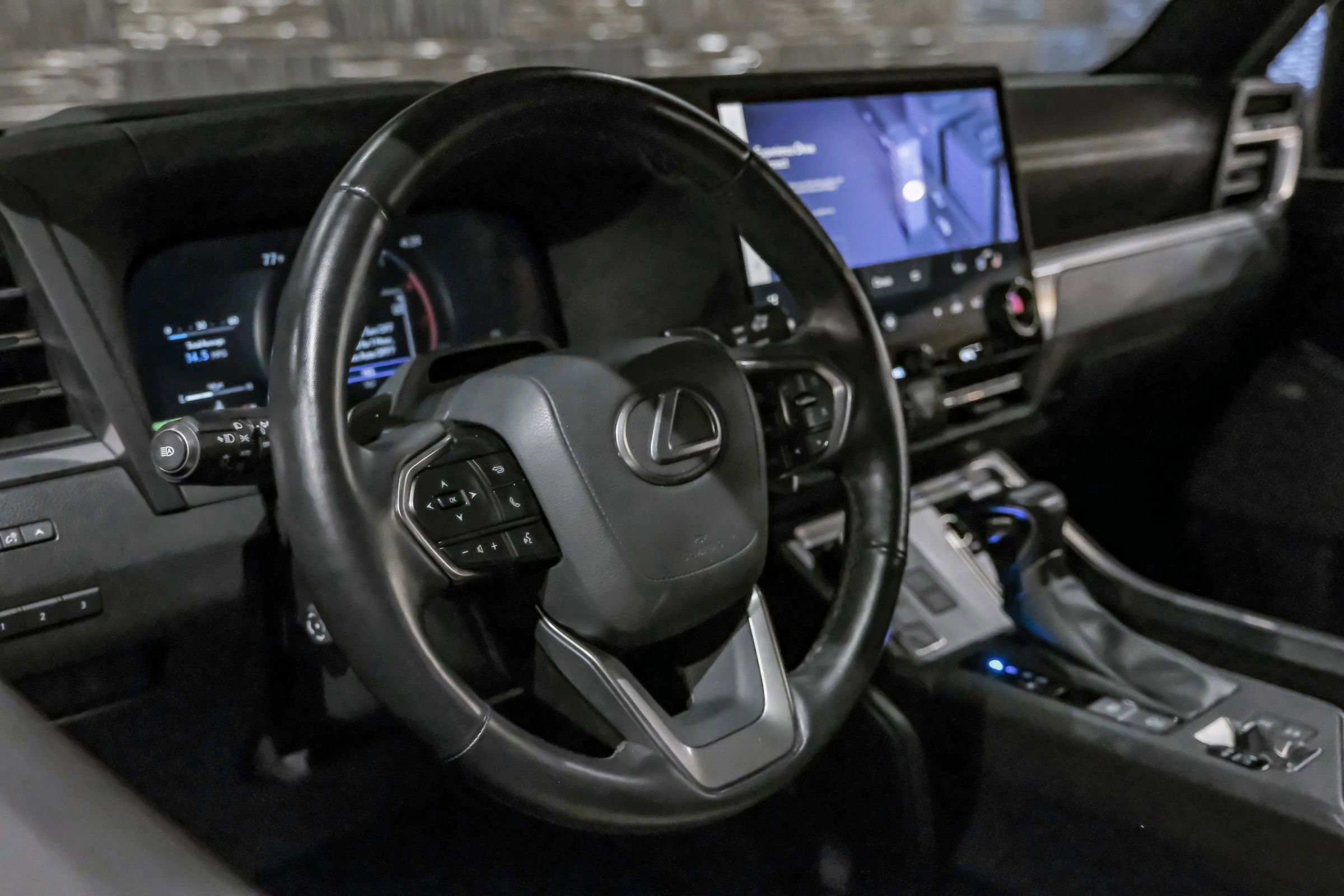 Used 2024 Lexus GX 550 AWD/4WD image 18