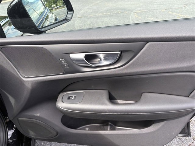 Used 2024 Volvo S60 B5 Core image 21