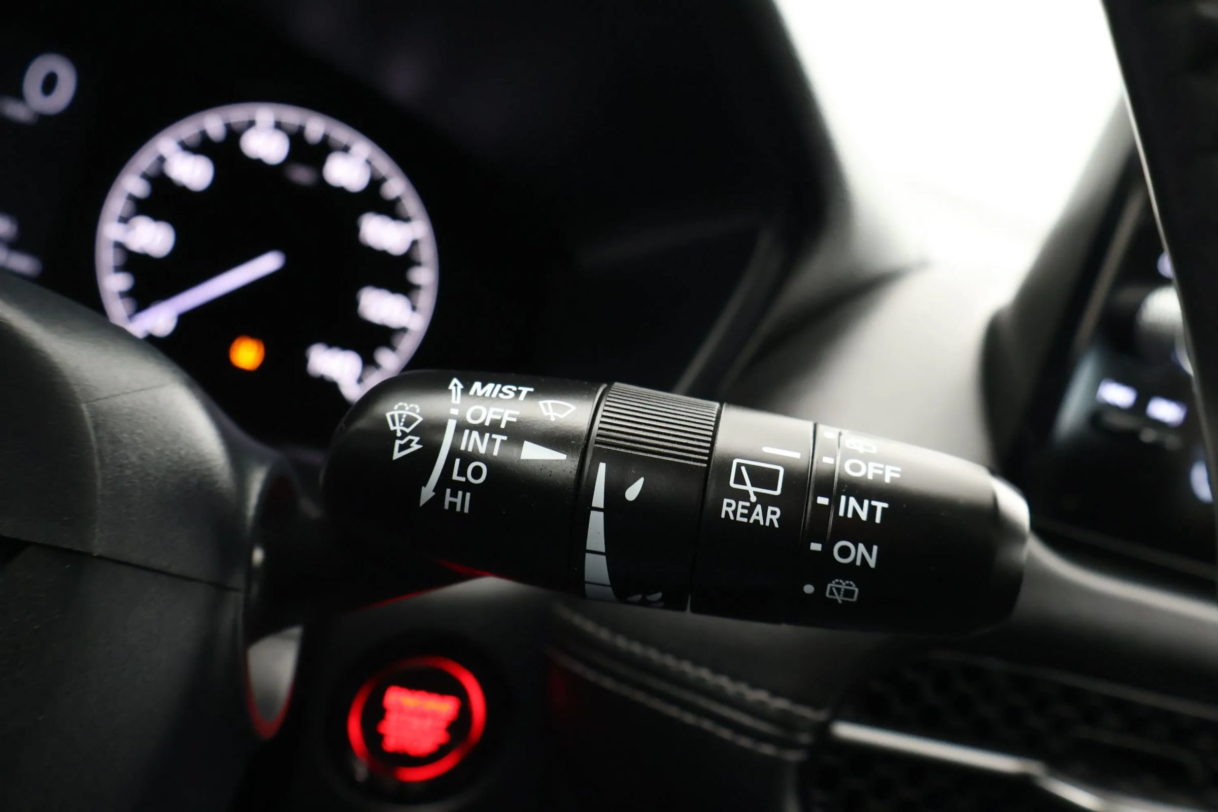 Used 2023 Honda HR-V EX-L image 27