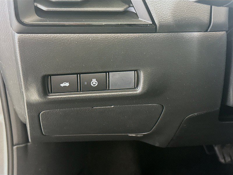 New 2026 Nissan Sentra SV w/ SV Convenience Package FWD image 10