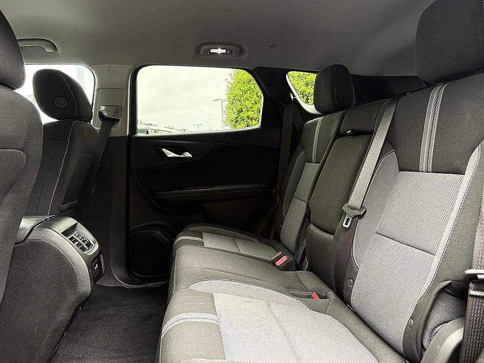 Used 2024 Chevrolet Blazer LT w/ Convenience Package FWD image 10