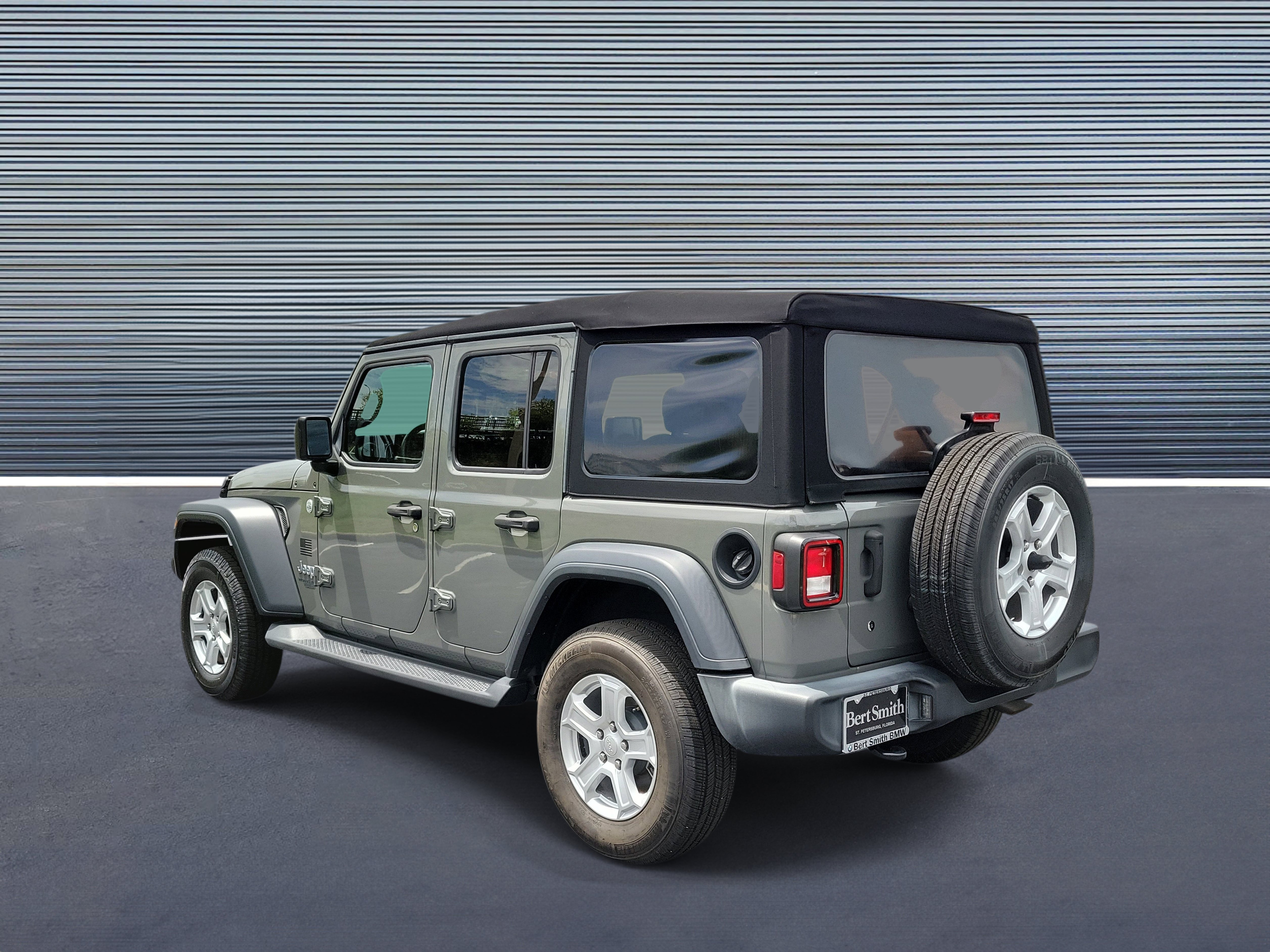 Used 2020 Jeep Wrangler Unlimited Sport S AWD/4WD image 4