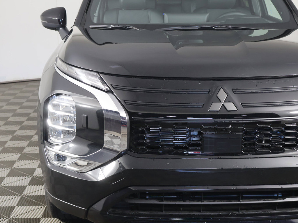 New 2026 Mitsubishi Outlander LE AWD/4WD image 13