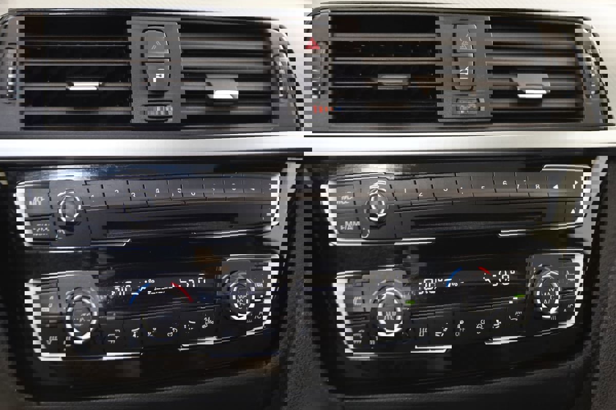 Used 2020 BMW 430i xDrive Coupe w/ Convenience Package image 33