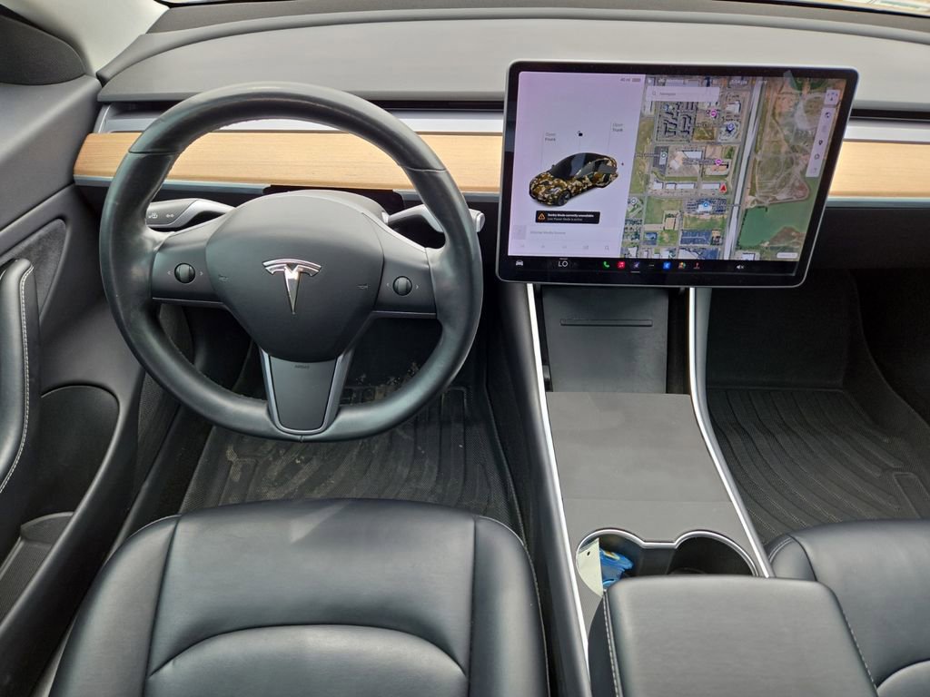 Used 2018 Tesla Model 3 Long Range RWD image 15