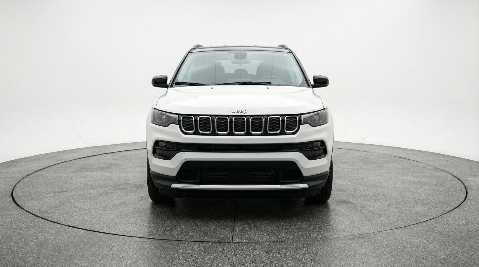 Used 2025 Jeep Compass Limited AWD/4WD image 2