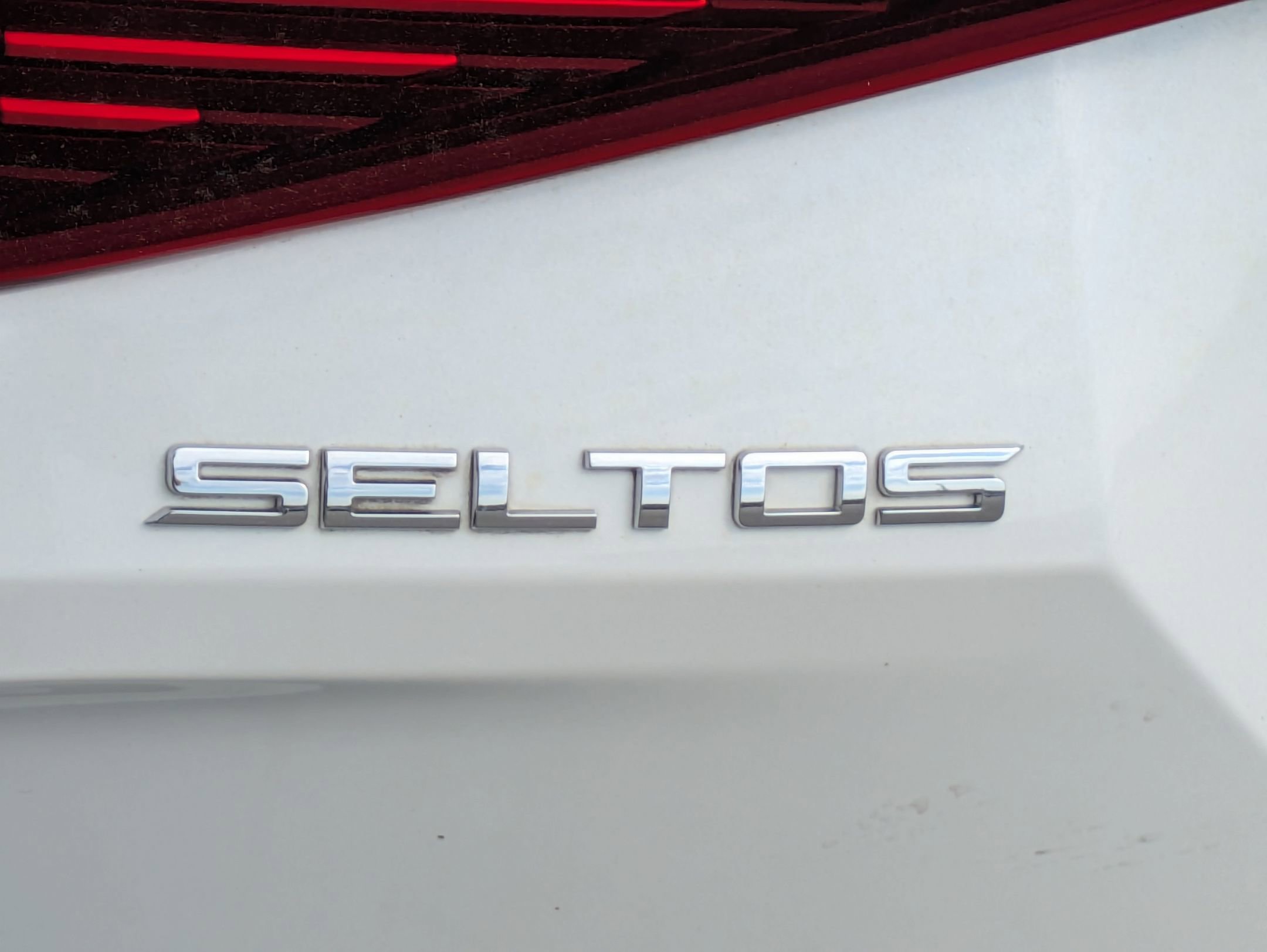 Used 2021 Kia Seltos S image 28