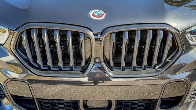 Used 2023 BMW X6 M50i w/ Executive Package image 18