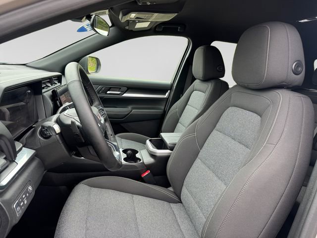 Used 2025 GMC Terrain Elevation AWD/4WD image 11