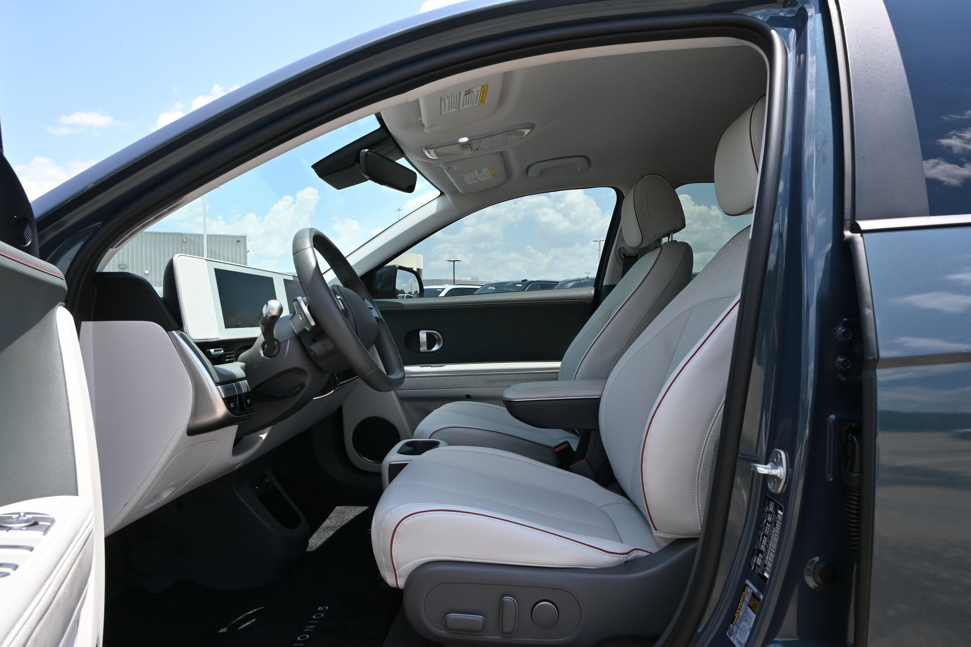 Used 2022 Hyundai Ioniq 5 SEL RWD image 19