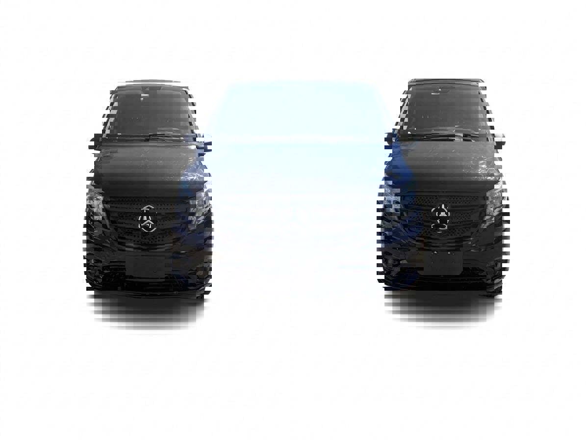 Used 2016 Mercedes-Benz Metris image 2