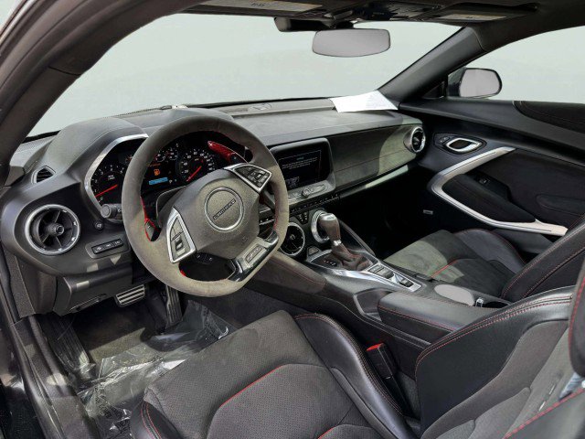 Used 2017 Chevrolet Camaro ZL1 image 25