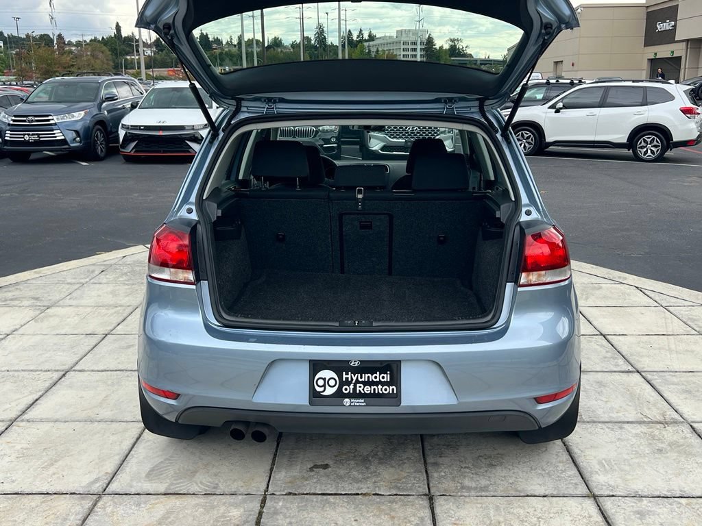 Used 2012 Volkswagen Golf 4-Door FWD image 8
