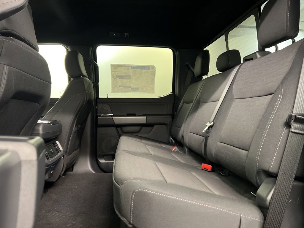 New 2026 Ford F150 XLT w/ Equipment Group 302A MID image 32