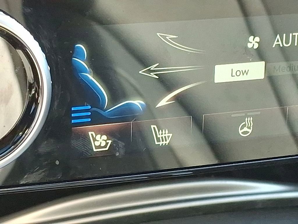 Used 2024 Genesis G80 image 19