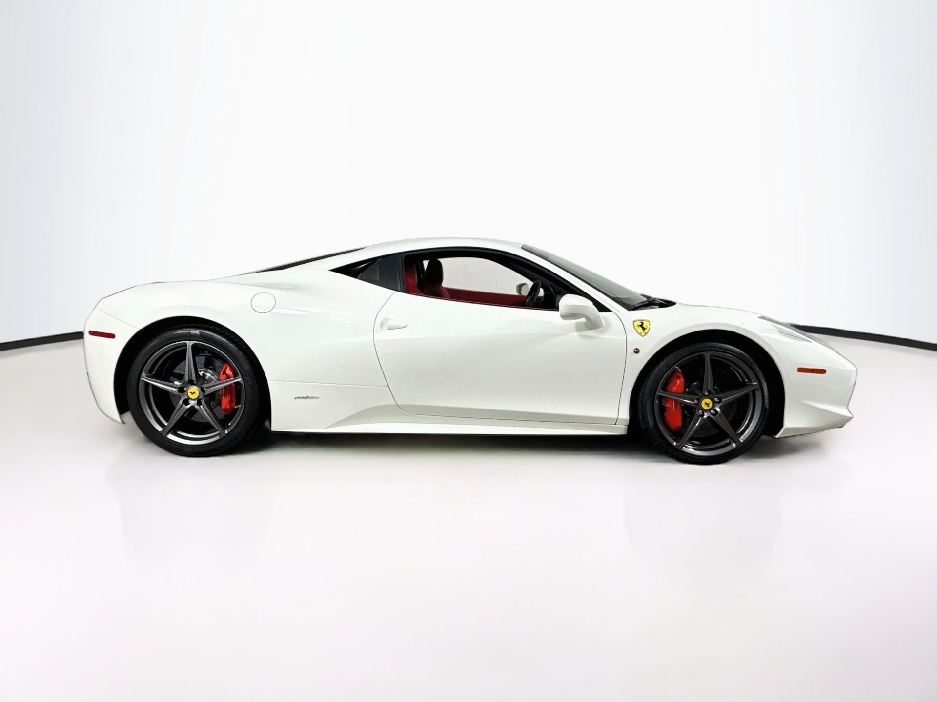 Certified 2014 Ferrari 458 Italia Coupe RWD image 8