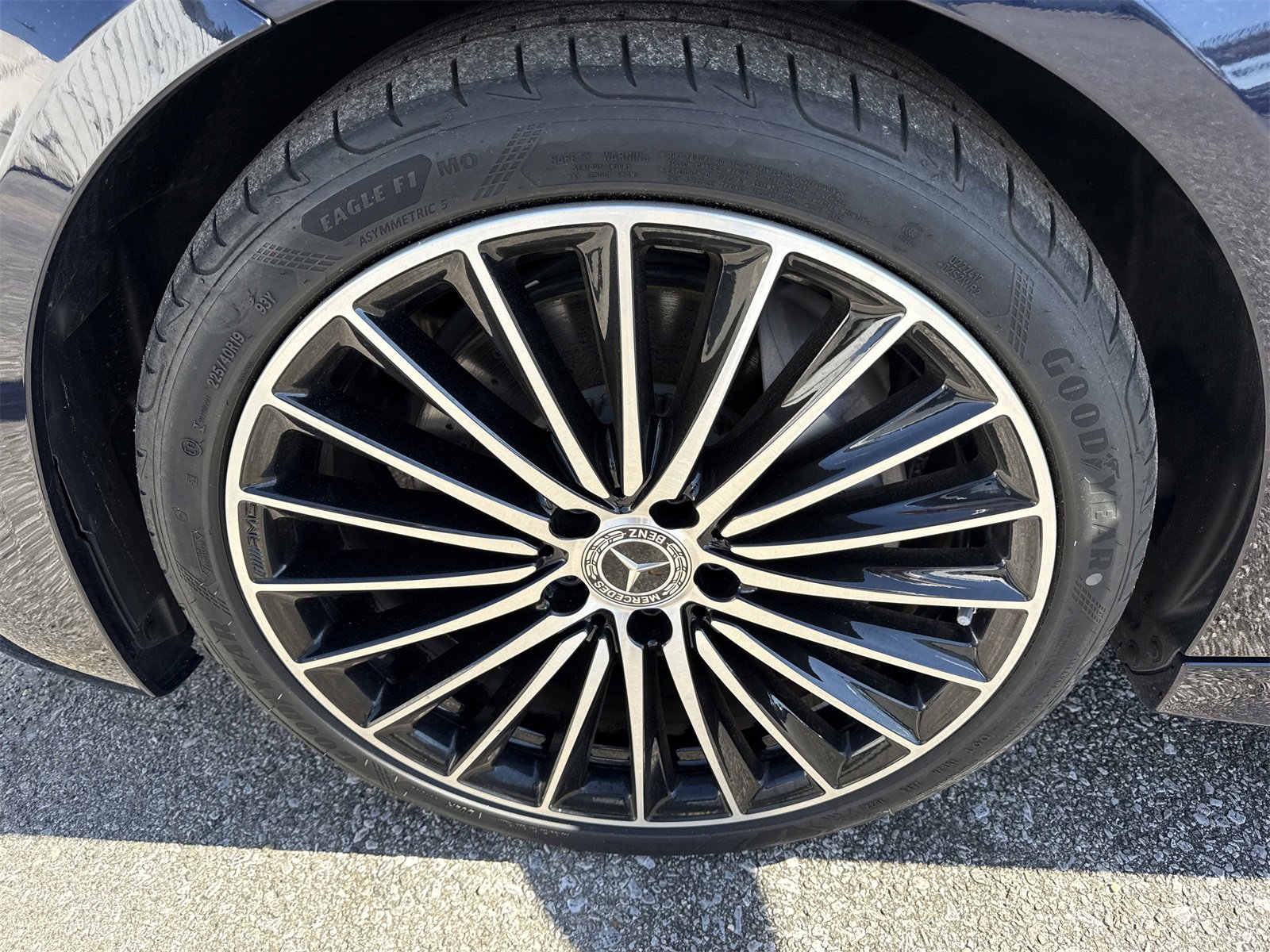 Used 2023 Mercedes-Benz C 300 Sedan image 40