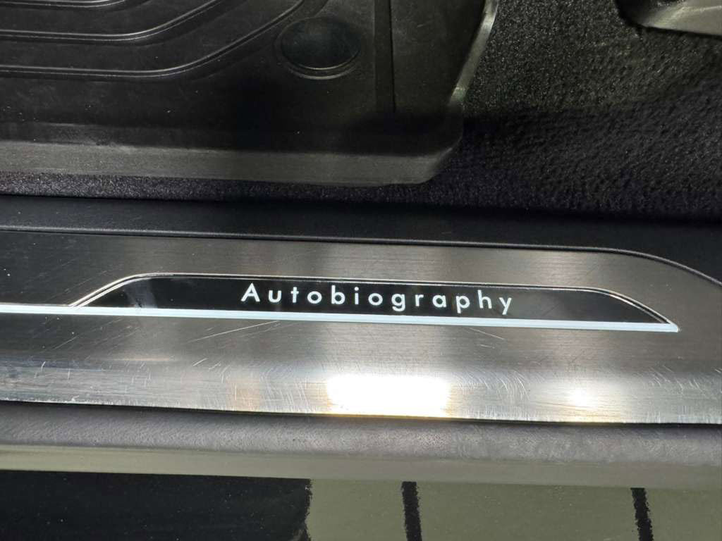 Used 2024 Land Rover Range Rover Sport Autobiography image 40