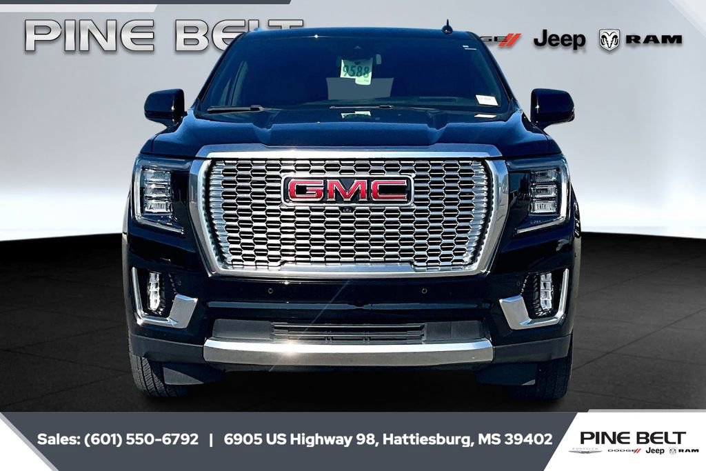 Used 2023 GMC Yukon Denali image 3