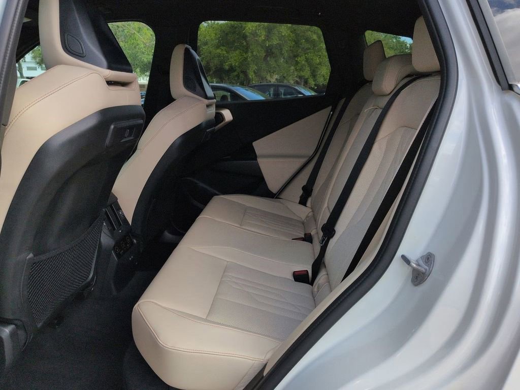 New 2025 BMW X3 xDrive30i w/ Premium Package image 14