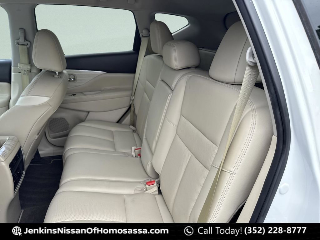 Certified 2018 Nissan Murano SL w/ Cargo Package image 26