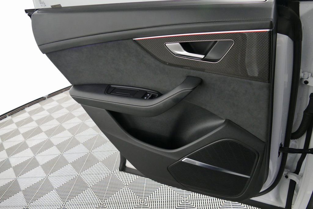 Used 2023 Audi SQ8 Prestige image 30