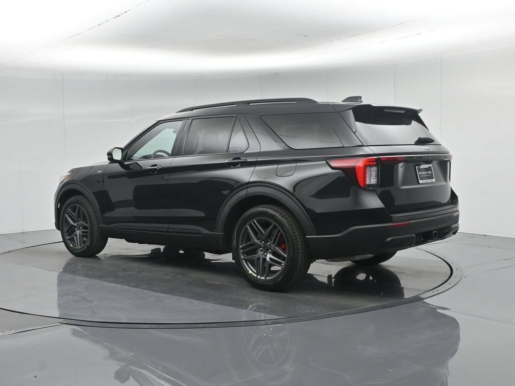 New 2026 Ford Explorer ST-Line w/ ST-Line Street Pack RWD image 6