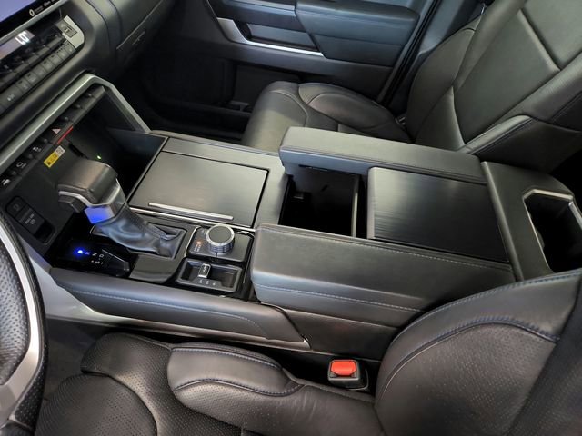 Used 2023 Toyota Tundra Platinum AWD/4WD image 19