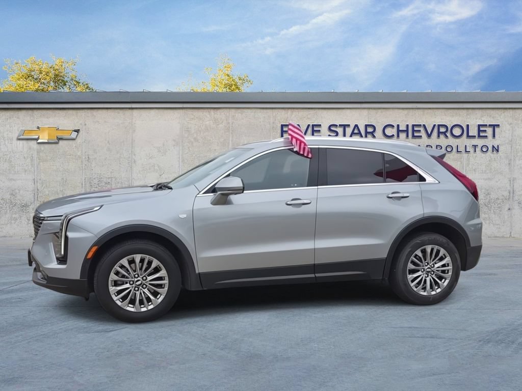 Used 2025 Cadillac XT4 Premium Luxury FWD image 4