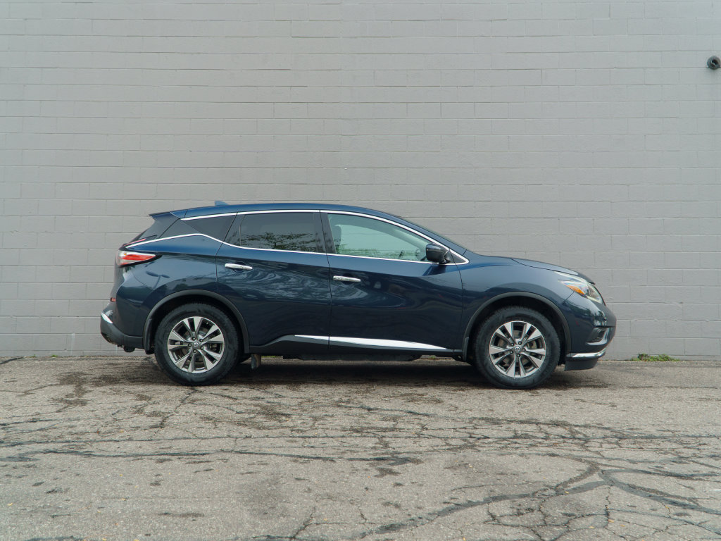 Used 2018 Nissan Murano S FWD image 8