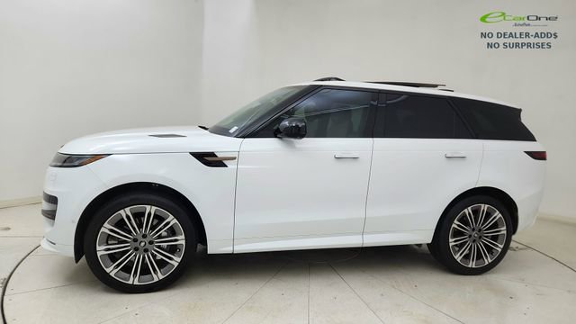 Used 2025 Land Rover Range Rover Sport Dynamic SE AWD/4WD image 3